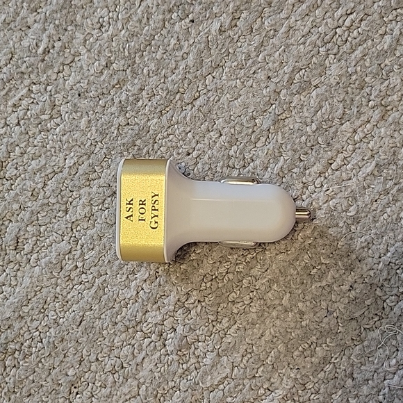 Other - Gilmore Girls car charging port